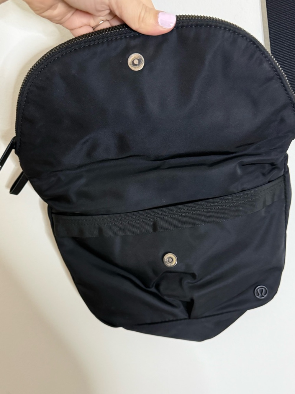 lululemon athletica Black Compact Crossbody Messenger Bag - Picture 4 of 6
